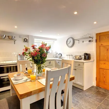 3 Bed In Whitby Oc-W424 بيت للعطل *